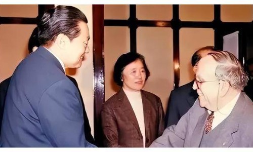 肾结石有啥症状表现-【肾结石诱因有哪些】有肾结石是什么症状 - 有肾结石会有哪些症状网